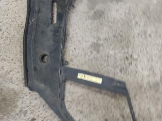 подкапотный пластик BMW 7 серия F01/F02 2008, 3.0 л., дизель, АКПП, седан, правый руль, 7019802