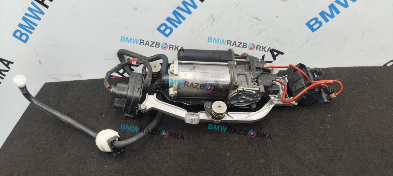 компрессор пневмоподвески Porsche Taycan 1 поколение 2023, электро, c9x, универсал, полный привод, 9J1616006D, 971616013C - фото №1