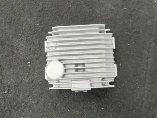 усилитель музыкальный Porsche Taycan 1 поколение 2023, электро, c9x, универсал, полный привод, 9J1035446H