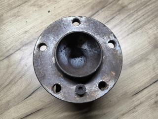 ступица передняя BMW 6 серия F06/F12/F13 F13 2012, 4.0 л., дизель, a82, купе, задний привод, 6850153