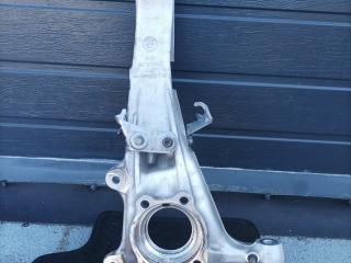 кулак поворотный правый BMW XM G09 G09 2023, 4.4 л., S68B44, бензин, электро, АКПП, 475, внедорожник 5 дв., полный привод, 6876656