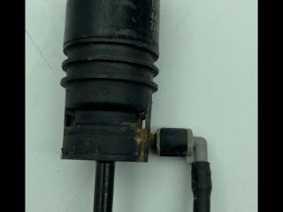 насос (моторчик) омывателя стекла BMW 5 серия F07/F10/F11 [рестайлинг] F10 2013, 2.0 л., N20 B20 A, бензин, АКПП, седан, 6934160