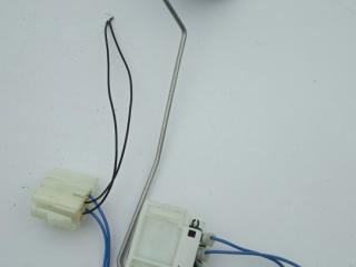 датчик уровня топлива BMW 5 серия F07/F10/F11 2010, 3.0 л., i, N55 B30 A, бензин, АКПП, белый, хетчбэк 5 дв., задний привод