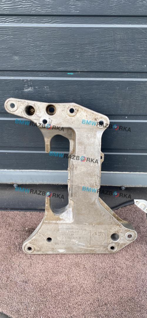 кронштейн КПП BMW 4 серия G22/G23 G23 2022, 3.0 л., B57 D30 B, дизель, АКПП, a300, кабриолет, задний привод, 22329485332, 9485332 - фото №1