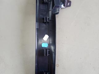 накладка на порог внутренняя BMW 1 серия F40 2020, 2.0 л., B48A20E, бензин, c3n, полный привод, 51477444941, 7444941