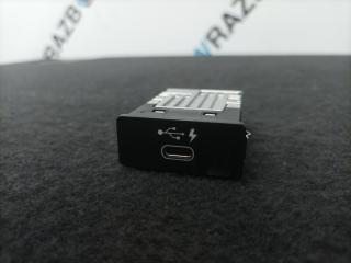 разъем AUX / USB BMW X5 G05 2019, 5.0 л., дизель, АКПП, 475, внедорожник 5 дв., полный привод, правый руль, 8711939