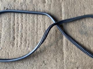 уплотнитель двери BMW X5 F15 2014, 4.0 л., дизель, АКПП, rubinschwarz metallic (x03), внедорожник 5 дв., полный привод, 7289639