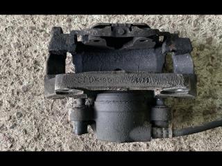 суппорт передний правый BMW X6 F16 2016, 4.0 л., D, дизель, АКПП, внедорожник 5 дв., полный привод, правый руль