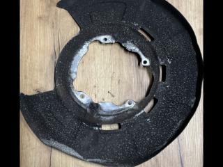 защитный кожух тормозного механизма BMW X6 F16 2016, 4.0 л., D, дизель, АКПП, внедорожник 5 дв., полный привод, правый руль, 6857981