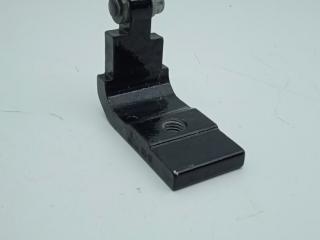 петля двери BMW 5 серия F07/F10/F11 2011, 3.0 л., N52 B30, бензин, АКПП, седан, 7185636