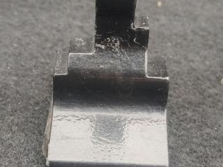 петля двери BMW 5 серия F07/F10/F11 2011, 3.0 л., i, N55 B30 A, бензин, АКПП, седан, полный привод, 7185618
