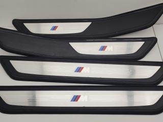 комплект накладок на пороги (внутренние) BMW 7 серия F01/F02 2012, 4.4 л., i, N63 B44 A, бензин, АКПП, седан, полный привод, 7190969, 7190978, 7190977