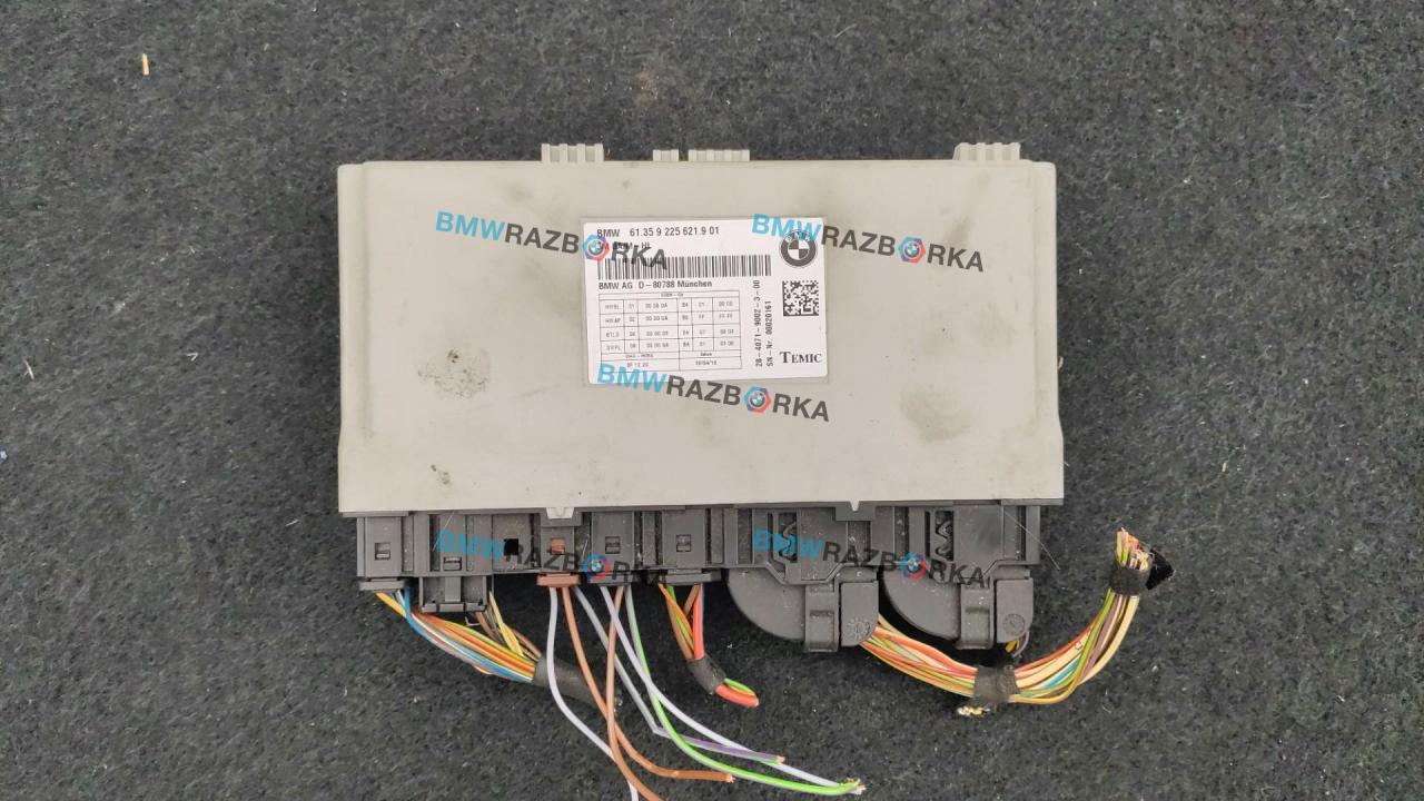 блок управления сиденьем BMW 5 серия F07/F10/F11 2011, 3.0 л., бензин, АКПП, седан, 9225621 - фото №1