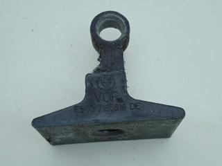 петля двери BMW 5 серия F07/F10/F11 2010, 3.0 л., дизель, 7185618
