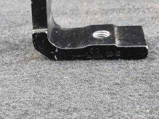 петля двери BMW 5 серия F07/F10/F11 2011, 3.0 л., бензин, АКПП, седан, 7185636