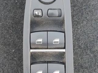 блок управления стеклоподъемниками BMW 7 серия F01/F02 2012, 4.4 л., i, N63 B44 A, бензин, АКПП, седан, полный привод, 9163574