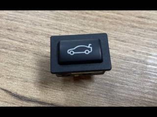 кнопка открытия багажника BMW 6 серия F06/F12/F13 F12 2011, 4.4 л., бензин, АКПП, купе, полный привод, 9200316