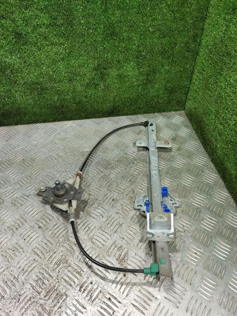 стеклоподъемник задний правый Rover 600 Series 1 поколение 1997, 1.8 л., бензин, МКПП - фото №1