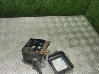 блок предохранителей Toyota Picnic 1 поколение XM10 2000, 2.2 л., дизель, МКПП, минивэн