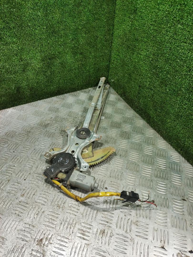 стеклоподъемник электрический передний левый Toyota Picnic 1 поколение XM10 2000, 2.2 л., дизель, МКПП, минивэн - фото №1
