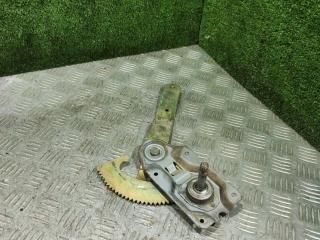 стеклоподъемник задний правый Ford Fiesta 4 поколение 1997, 1.3 л., бензин, МКПП, хетчбэк 5 дв.