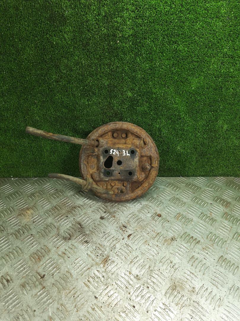 защитный кожух тормозного механизма Ford Fiesta 4 поколение 1997, 1.3 л., бензин, МКПП, хетчбэк 5 дв. - фото №1