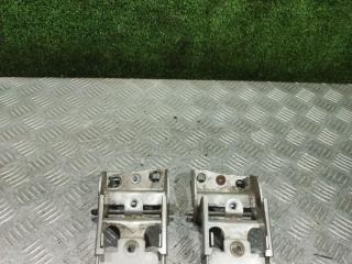 петля крышки багажника Dodge Caravan 4 поколение 2001, 2.4 л., бензин, АКПП, минивэн