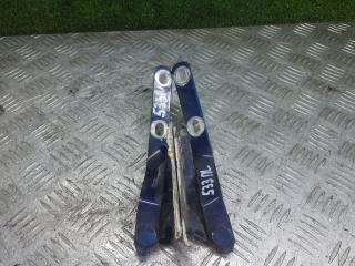 петля капота Volkswagen Golf 3 поколение 1996, 1.4 л., бензин, МКПП, универсал