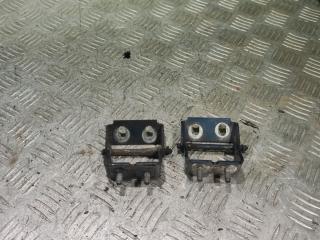 петля крышки багажника Ford Mondeo 2 поколение 1998, 1.8 л., дизель, МКПП, универсал