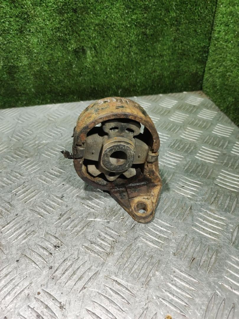 подушка крепления двигателя Ford Mondeo 2 поколение 1998, 1.8 л., дизель, МКПП, универсал - фото №1