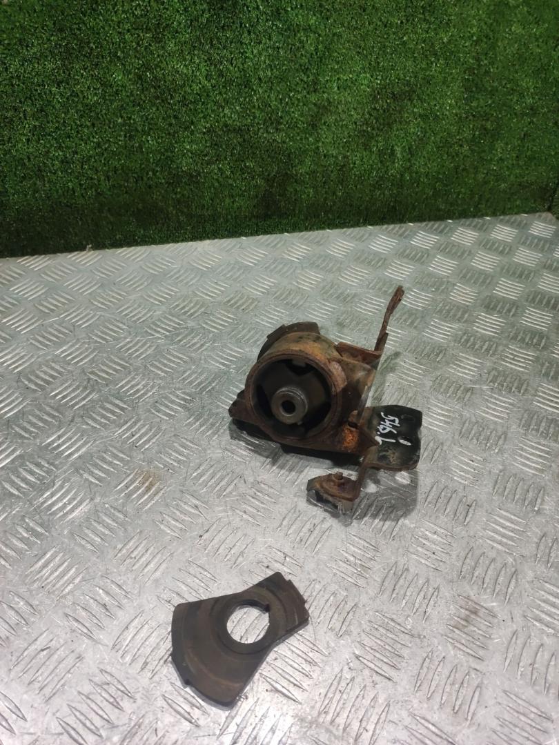 подушка крепления двигателя Mazda 323 6 поколение 2000, 1.5 л., бензин, МКПП, седан - фото №1
