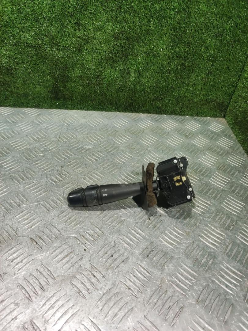 переключатель поворотов Renault Laguna 1 поколение 1998, 1.8 л., бензин, МКПП, универсал - фото №1