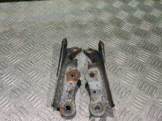 петля капота Hyundai Elantra XD 2001, 1.6 л., бензин, МКПП, хетчбэк 5 дв.