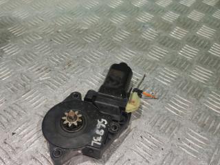 моторчик стеклоподъемника задний левый Hyundai Elantra XD 2001, 1.6 л., бензин, МКПП, хетчбэк 5 дв.