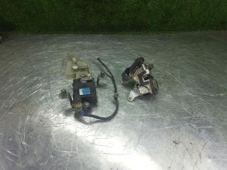 замок двери задней левой Hyundai Sonata 3 поколение [рестайлинг] 1996, 2.0 л., бензин, МКПП, седан