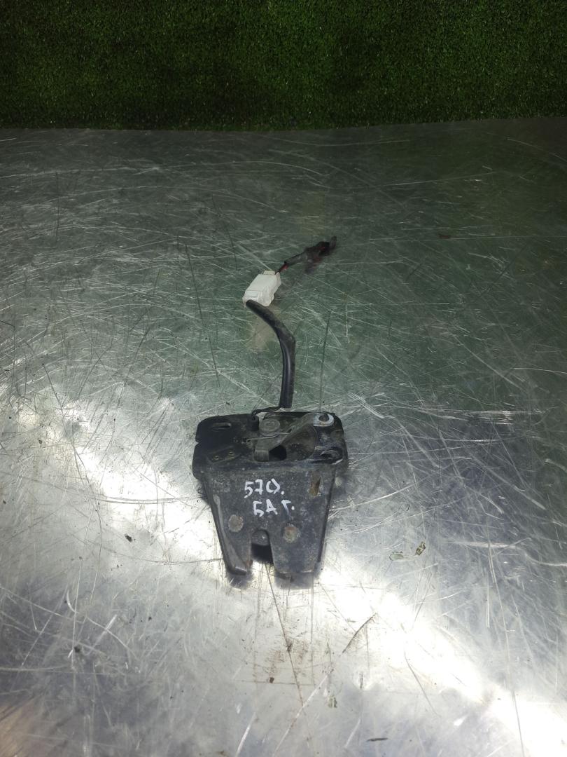 замок багажника Alfa Romeo 156 1 поколение 2000, 1.8 л., бензин, МКПП, седан - фото №1