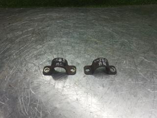 крепление стабилизатора / втулки стабилизатора Kia Carnival UP/GQ 2000, 2.9 л., TDi, дизель, АКПП