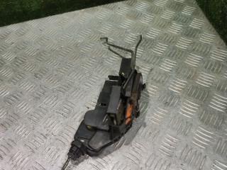 замок двери передней левой Hyundai Elantra XD 2001, 1.6 л., бензин, МКПП, хетчбэк 5 дв.