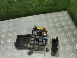 блок предохранителей Suzuki Baleno 1 поколение 2000, 1.8 л., бензин, МКПП, универсал