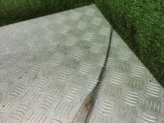 щеткодержатель (поводок стеклоочистителя, дворник) Lada 21099 1 поколение 1990, 1.6 л., бензин, МКПП, седан