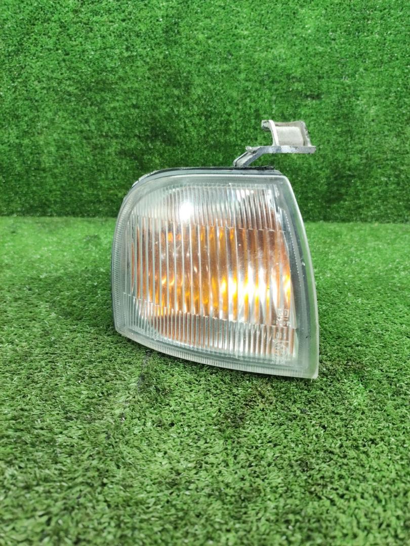 поворотник правый Suzuki Baleno 1 поколение 2000, 1.8 л., бензин, МКПП, универсал - фото №1