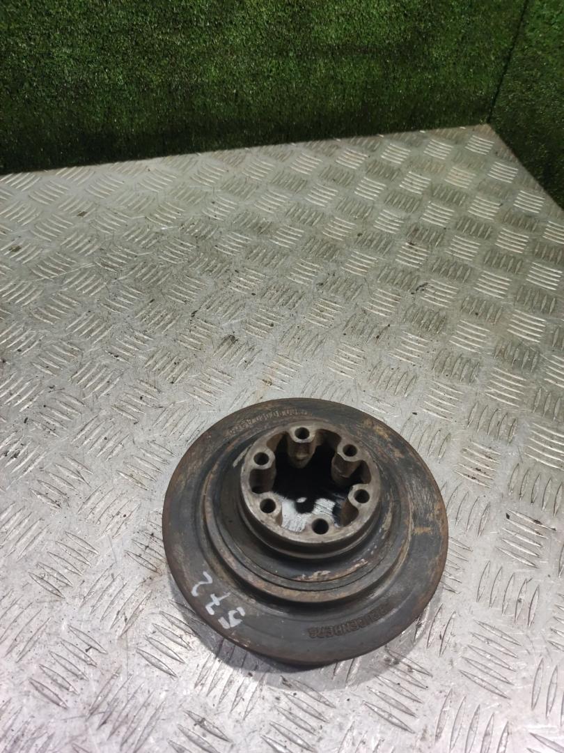 шкив коленвала Mercedes-Benz T1 207-210D W601 1993, 3.0 л., дизель, МКПП, 6170300803 - фото №1