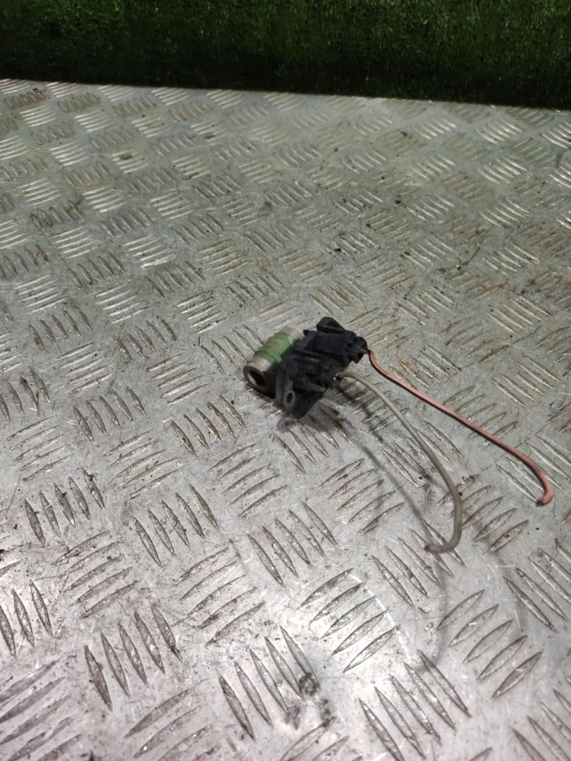 блок управления вентилятором (реле) Fiat Punto 2 поколение 2000, 1.2 л., бензин, МКПП, хетчбэк 3 дв. - фото №1