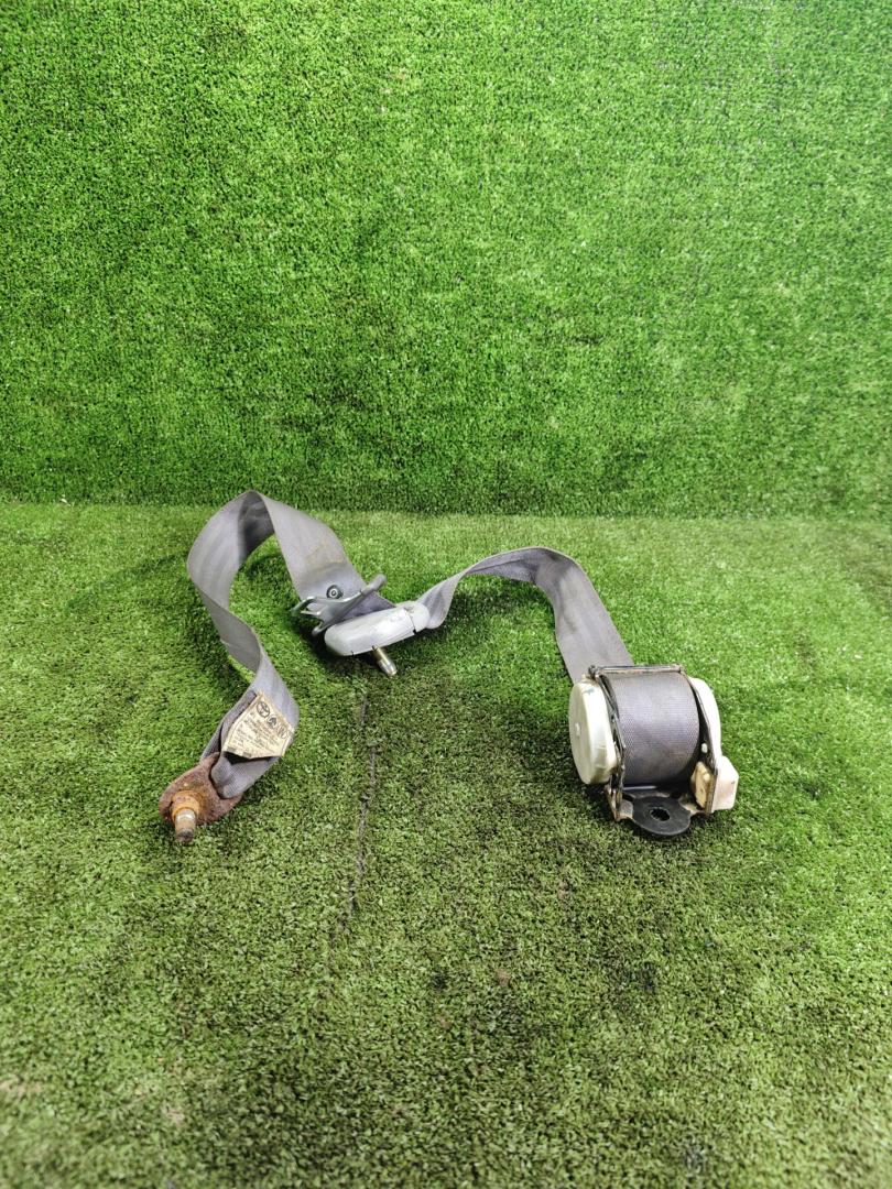 ремень безопасности Toyota Picnic 1 поколение XM10 2000, 2.2 л., дизель, МКПП, минивэн - фото №1