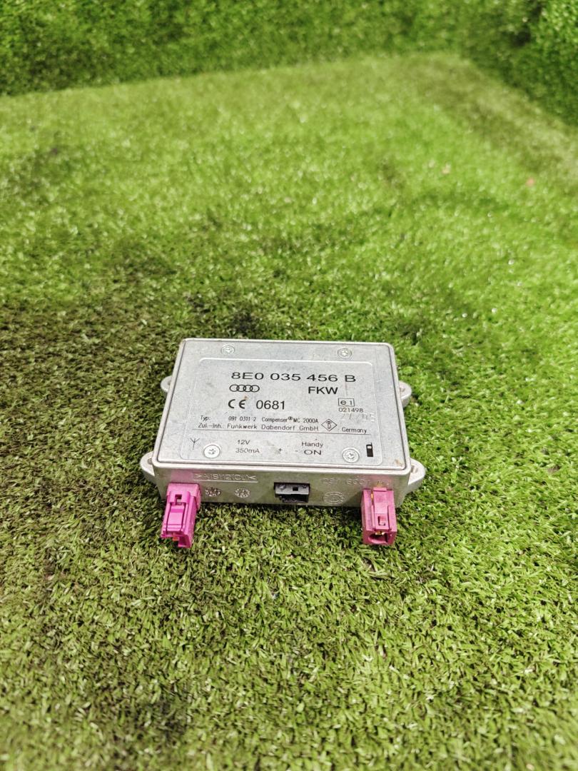 усилитель антенны Audi A6 4F/C6 2005, 3.0 л., BMK, дизель, АКПП, универсал, полный привод, 8E0035456B - фото №1