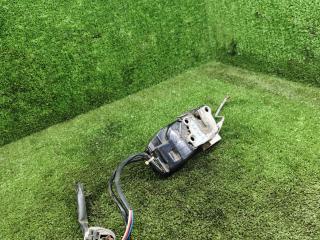 замок двери передней правой Toyota Carina E 1 поколение T190 1997, 2.0 л., 3S-FE, бензин, МКПП, седан