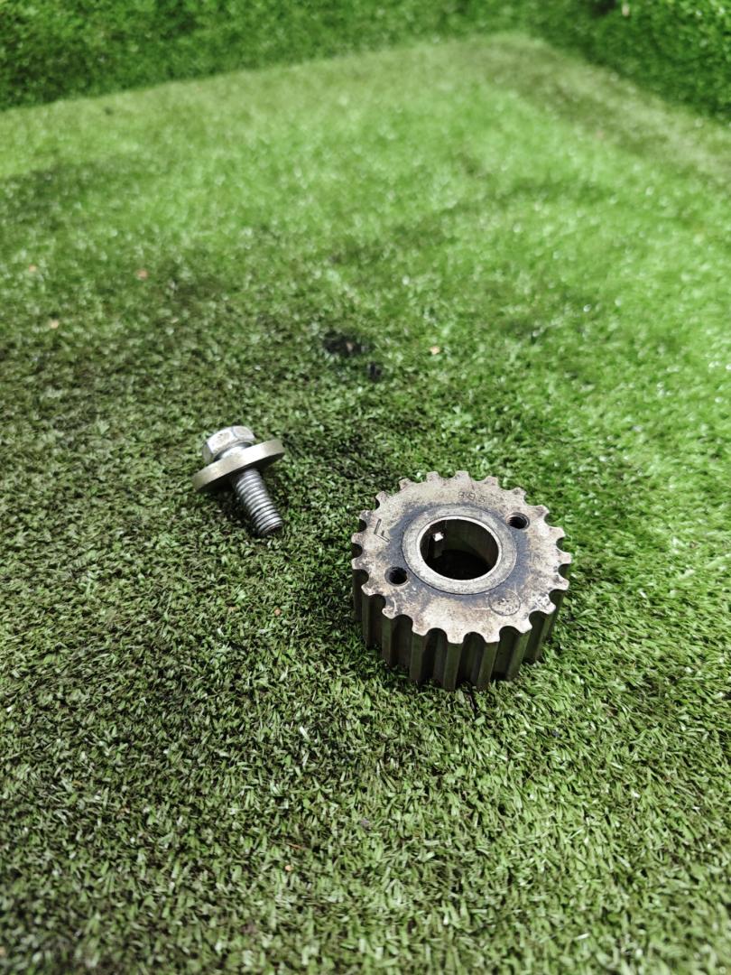 шестерня балансирного вала Renault Laguna 1 поколение 1997, 1.8 л., бензин, МКПП, хетчбэк 5 дв. - фото №1