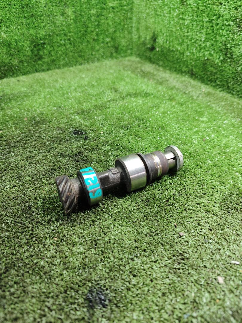 вал балансирный Renault Laguna 1 поколение 1997, 1.8 л., бензин, МКПП, хетчбэк 5 дв. - фото №1