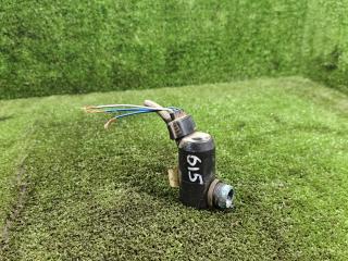 насос (моторчик) омывателя стекла Toyota Carina E 1 поколение T190 1997, 1.6 л., бензин, МКПП, седан