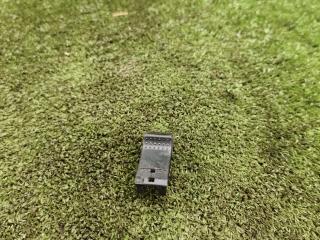 ручка внутренняя передняя левая Citroen Xantia 1 поколение [рестайлинг] 2000, 1.8 л., LFY  (XU7JP4), бензин, АКПП, хетчбэк 5 дв.